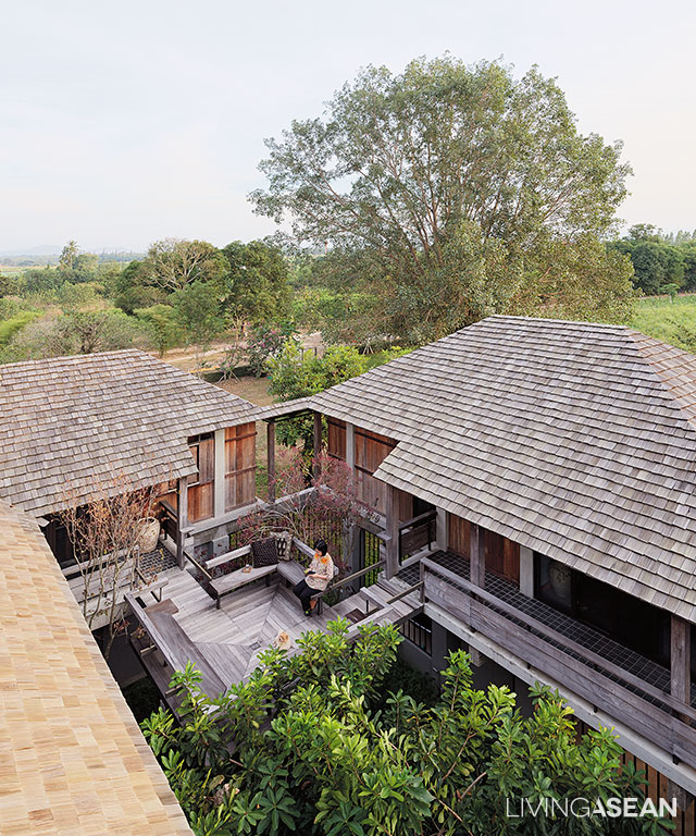 The Warm Half Concrete Half Wood House