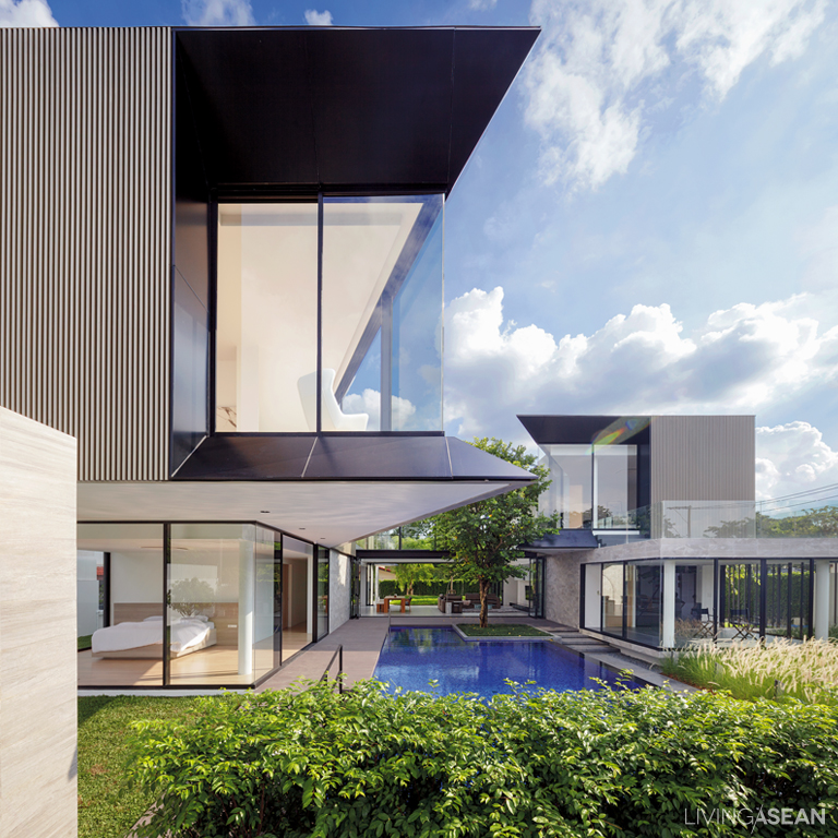 Stunning Airy House with a Twist /// LivingASEAN