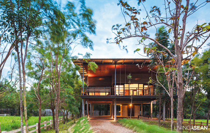 10 Inspiring Modern Tropical Houses
