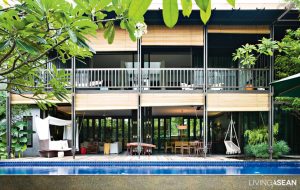 Modern Tropical House Makes Simple Living Stylish