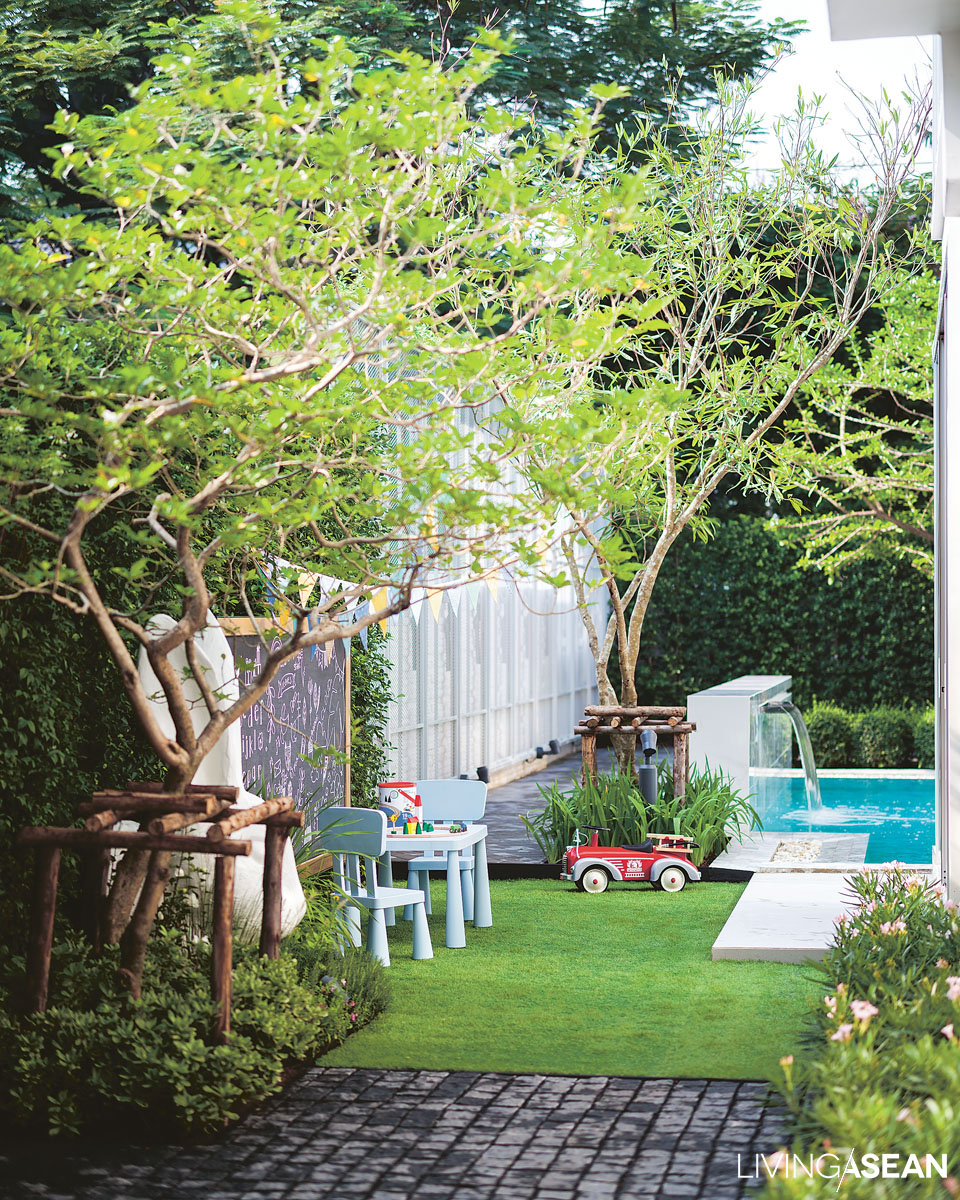 outdoor playroom