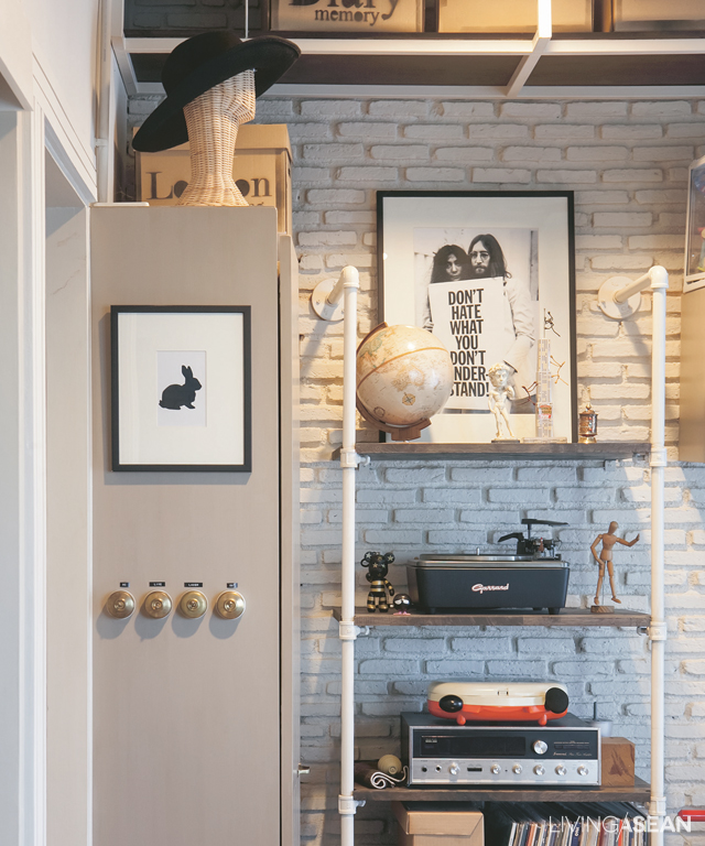 Tiny Home Studio Of Fashion Designer