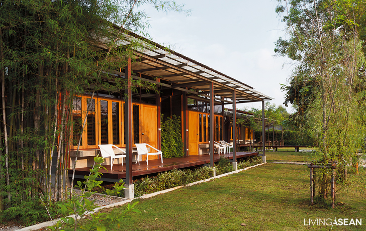 A Modern Country House among the Fruit Trees in Rayong