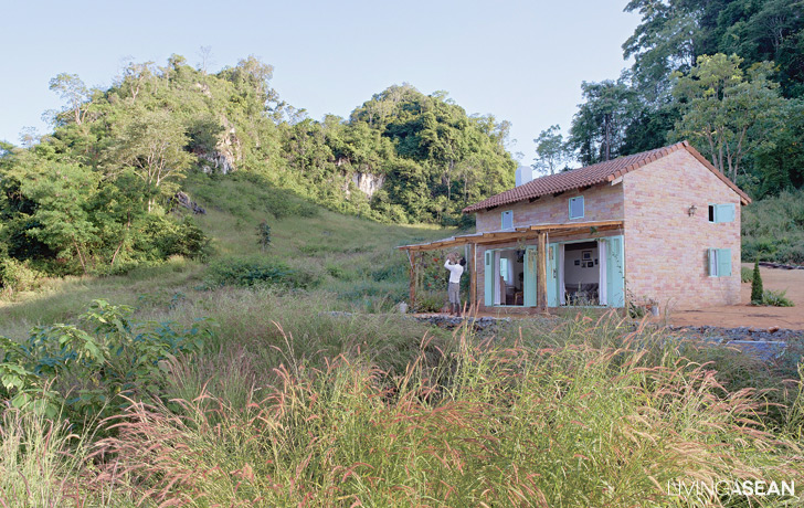 Farm House Echoes the Allure of Provence