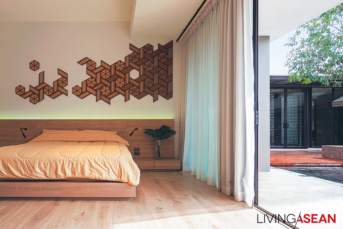 Modern Thai House Adapts to the New Era