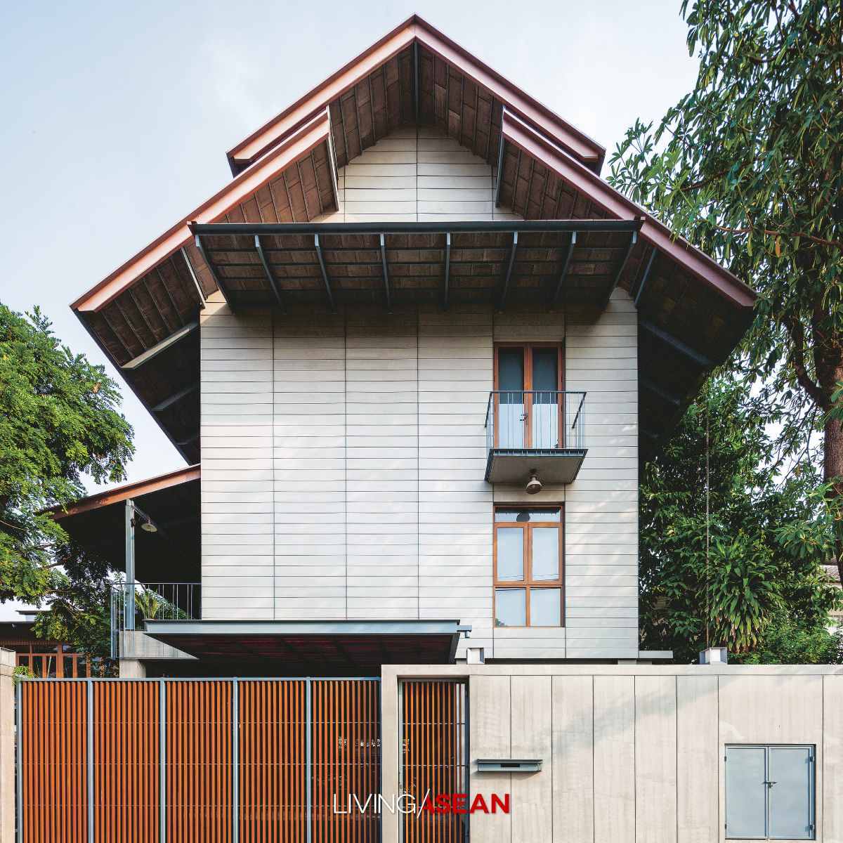 A Modern Tropical Home Inspired by Cluster House Design