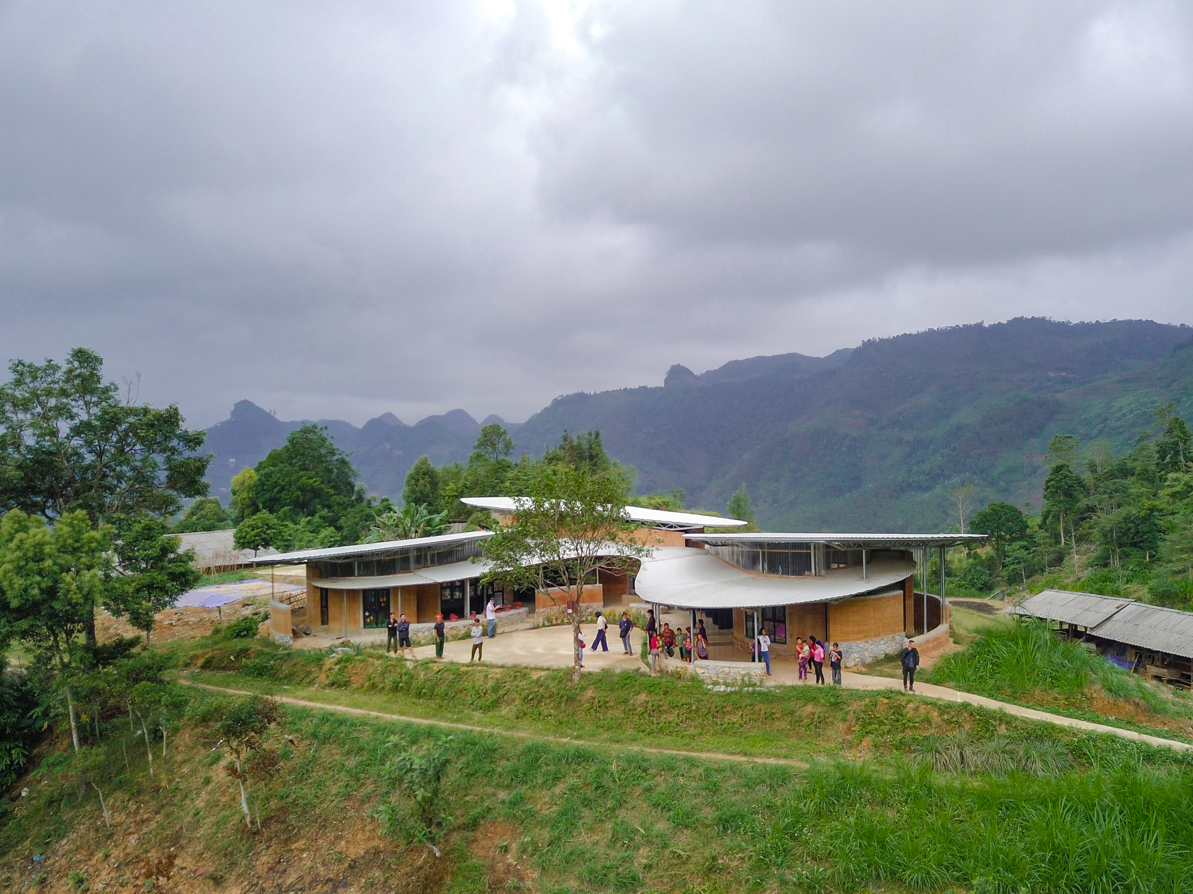 Lung Vai School Rammed Earth School 