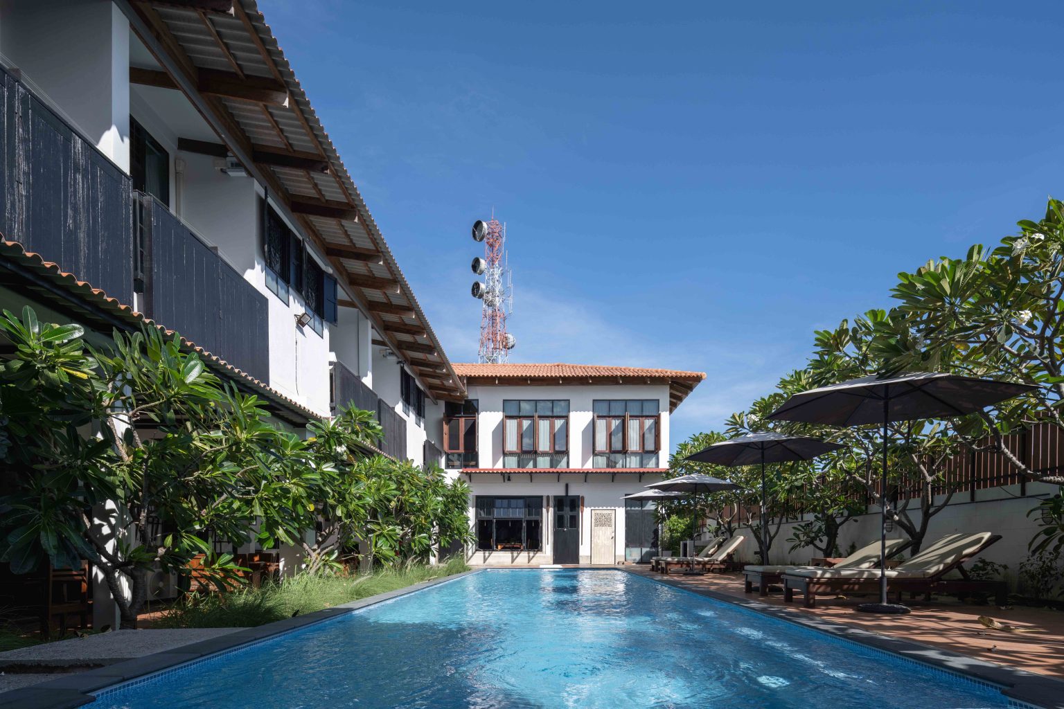 Uthai Heritage Hotel: From Old Schoolhouse to Boutique Hotel / Living Asean