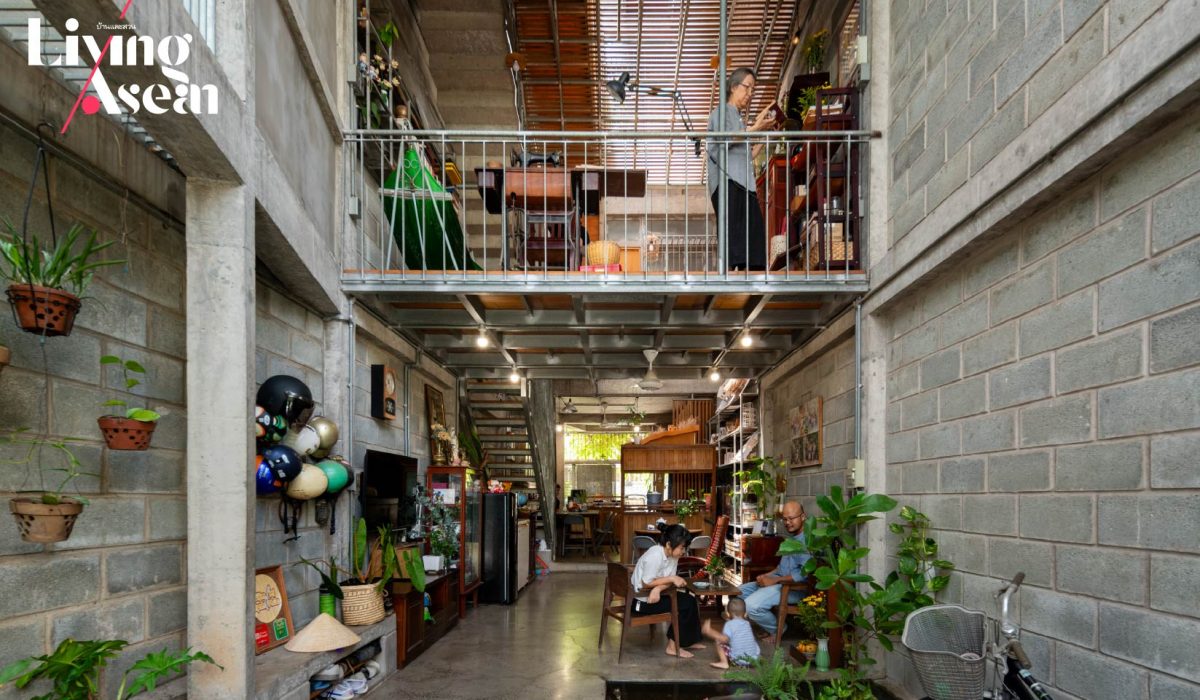 http://A%20Narrow,%20Multigenerational%20Home%20Lets%20Nature%20Permeate
